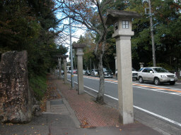 �ɐ��_�{���{�X�H�Γ��U